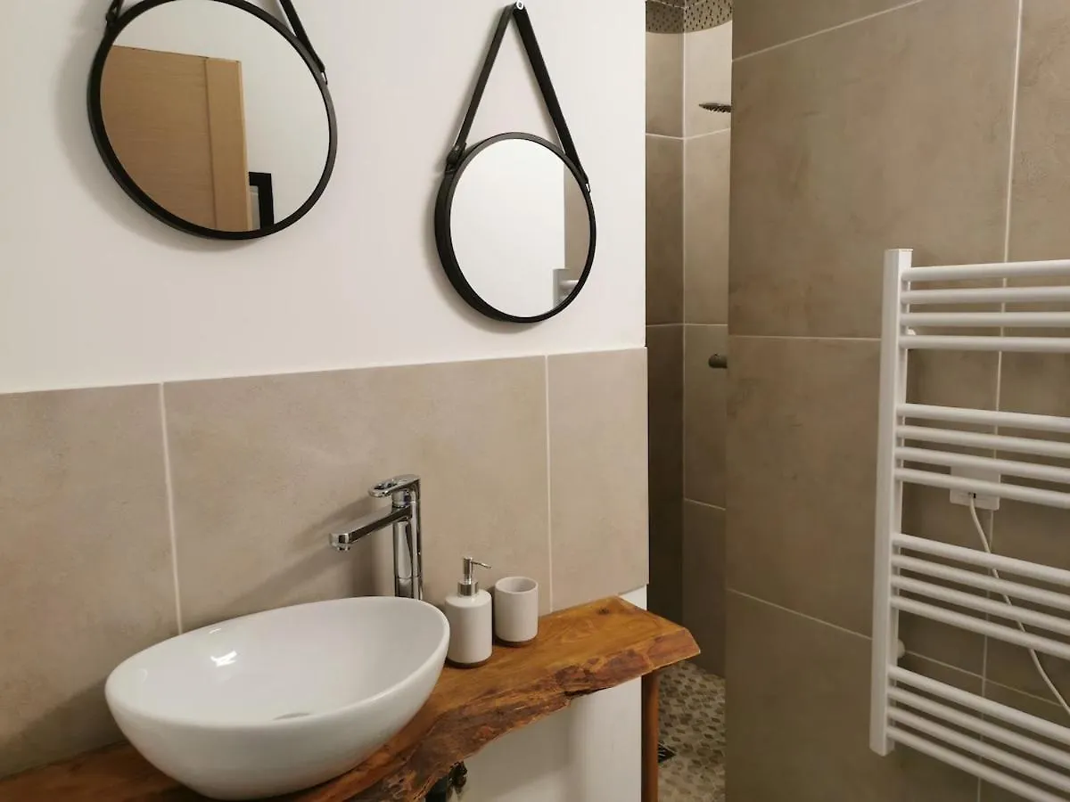 Apartment Appartement Renove Port De Hyeres Plage A Pieds